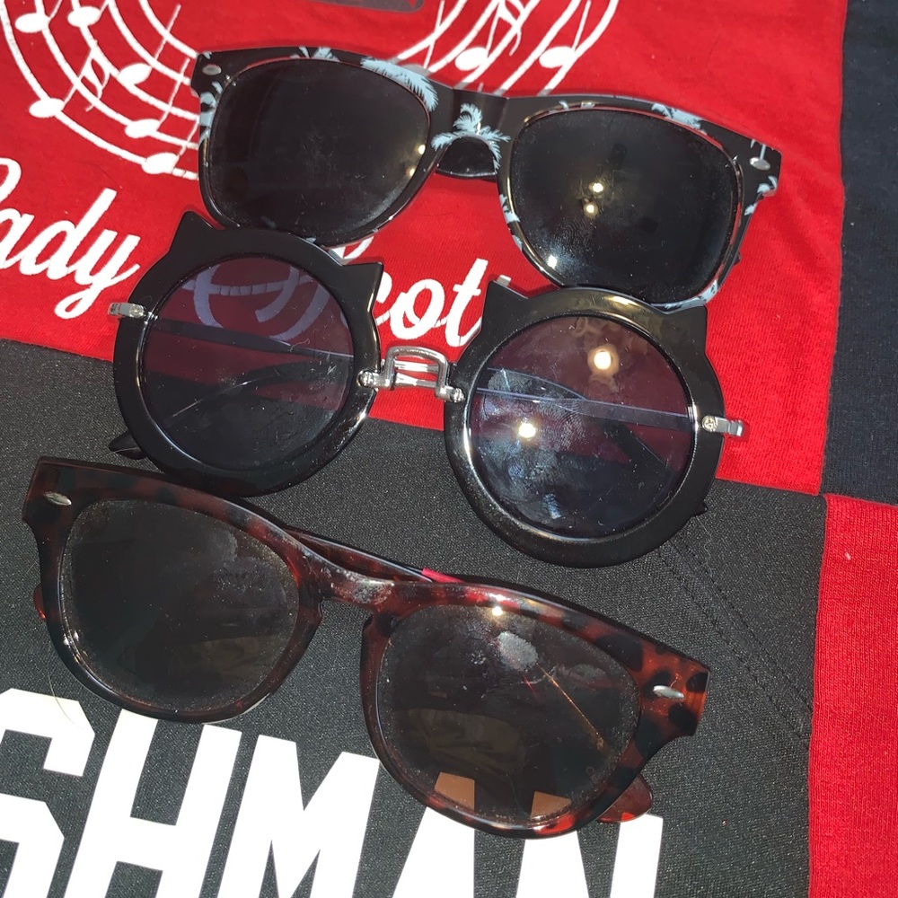 3 pair sunglasses
